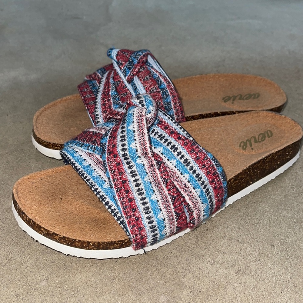 Aerie Sandals